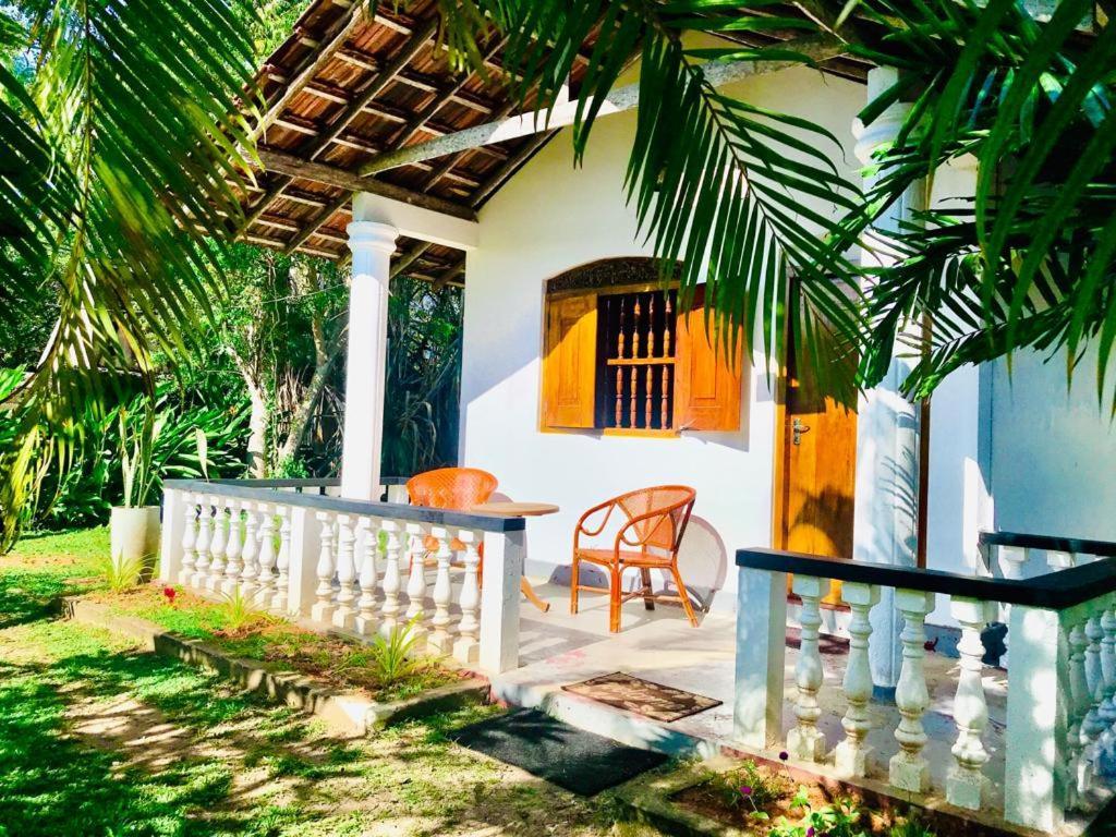 Hotel Freedom192 Weligama Esterno foto
