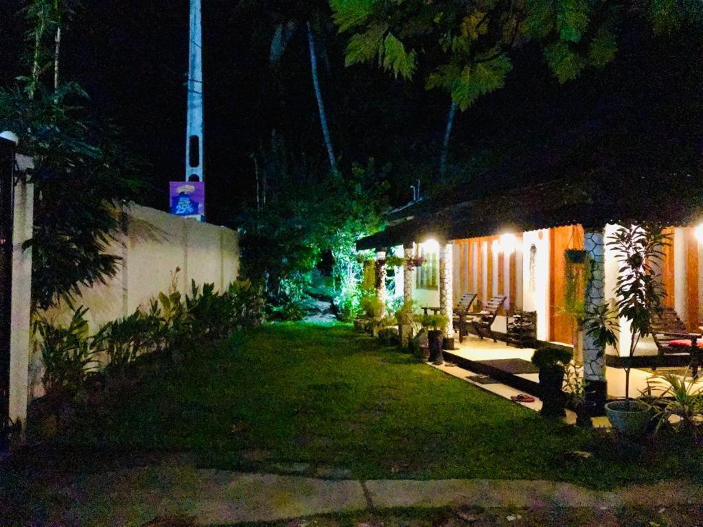 Hotel Freedom192 Weligama Esterno foto